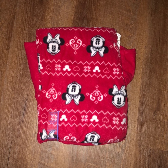 Disney PJs NWT Red Embroidered Snow Soft Thermal Shirt and Pants Set size 2X - Picture 5 of 7